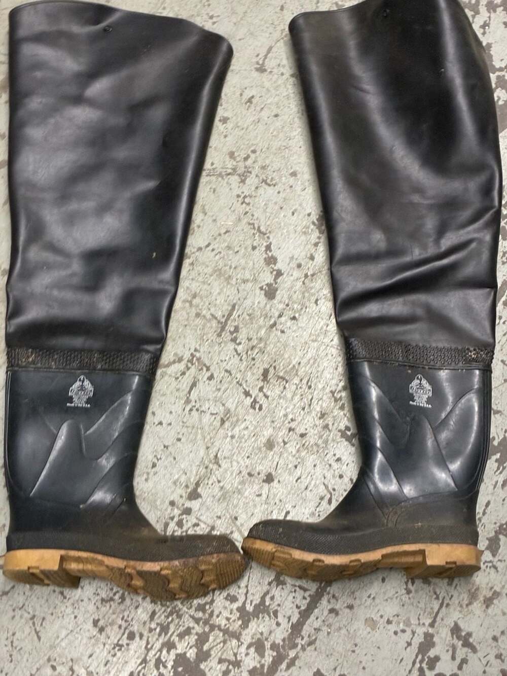 Bata Standard Steel Shank Rubber Hip Waders Size 12
